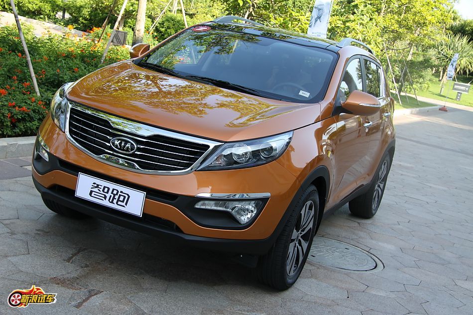 起亚智跑上市瞄准CRV 售16.48万~24.98万元