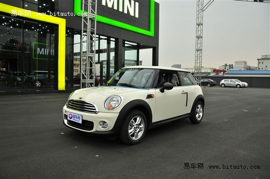 2011款MINI正式上市 售价22.5-41.5万元