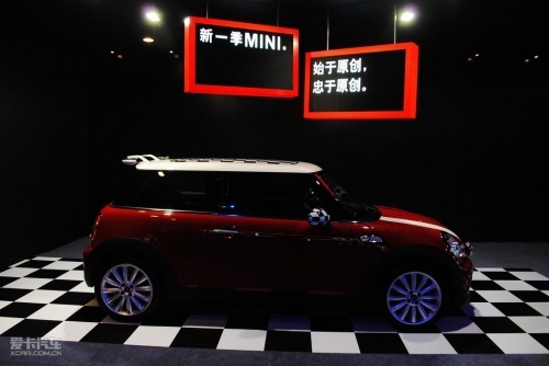 2011款MINI车型正式上市 最低22.5万元