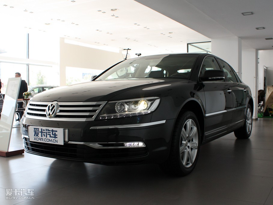 大众辉腾少量现车 购车订金5万元无优惠