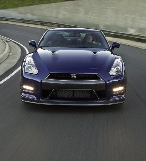 2012款日产GT-R海外售价公布 9万美元起