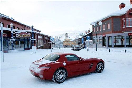 冰雪试驾体验2011款奔驰SLS AMG 浪漫之旅(2)