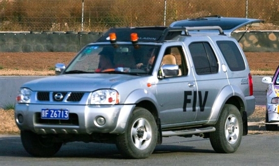 国产帕拉丁原型车：日产Xterra(2)