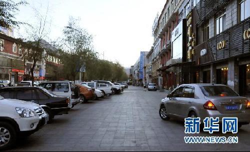 越堵越买 中国二三线城市驶入“拥堵时代”(3)