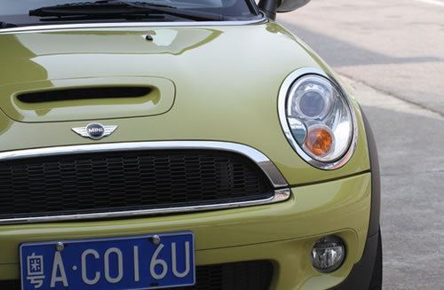 奥迪TTS赛道对比MINI Cooper S 那小子很快(2)