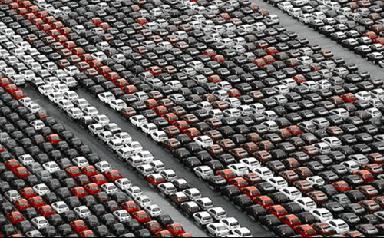 峰回路转 中国车市销量1800万辆将破世界纪录(4)