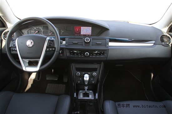 MG6潍坊现车销售 1.8L车型优惠10000元