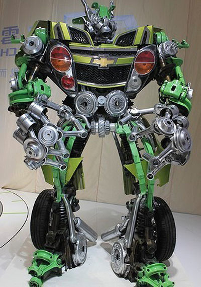 广州车展探秘之 雪佛兰展台惊现SPARK实体机器人