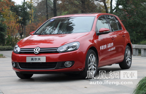 凤凰试驾高尔夫1.4TSI+DSG 用技术实力说话\(3\)