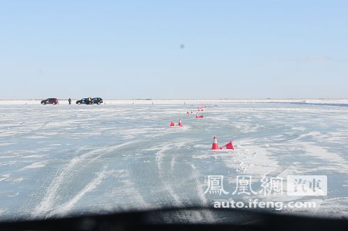 冰雪路面越野与漂移体验 海拉尔试驾Jeep系列\(3\)