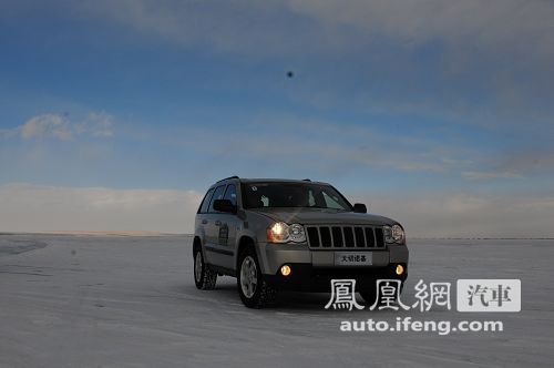 冰雪路面越野与漂移体验 海拉尔试驾Jeep系列