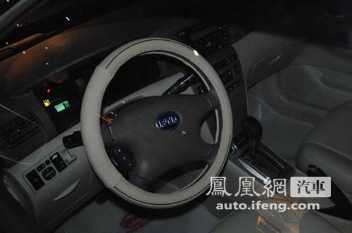 比亚迪F3DM低碳版正式上市 售价16.98万元