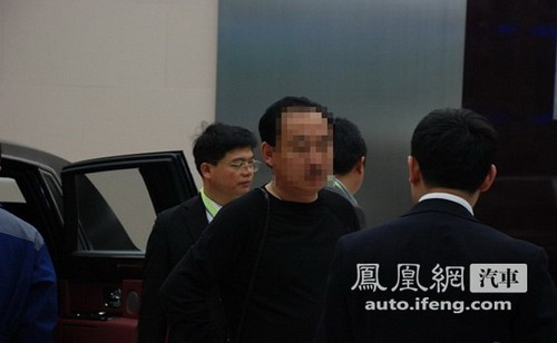 神秘富豪低调出手 北京车展多款豪车被抢购\(3\)