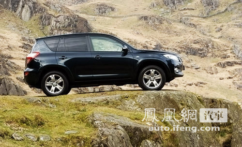 丰田公布2011款RAV4英国售价 约合22.35万起\(2\)