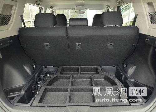 2011款丰田Scion XB将引入国内 酷熊原型车(2)