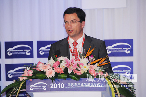 奥利维埃：2014年PSA将在中国推出混合动力车