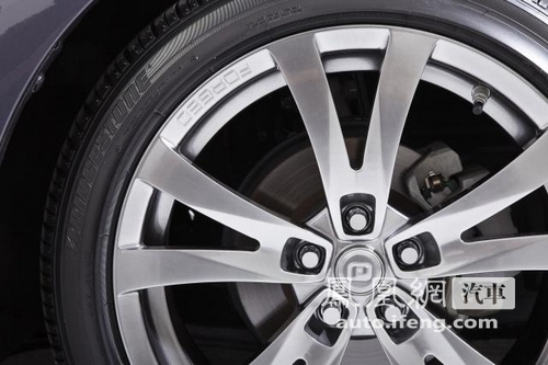 丰田TRD推普锐斯改装七套件 最早明年4月上市
