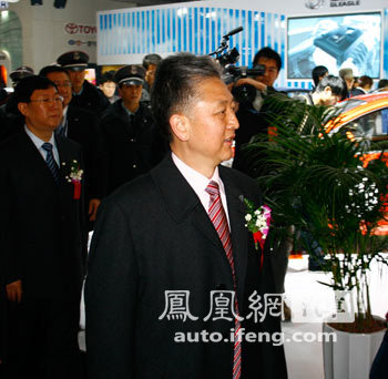 2010昆明国际车展开幕 500款新车上演年终盛宴