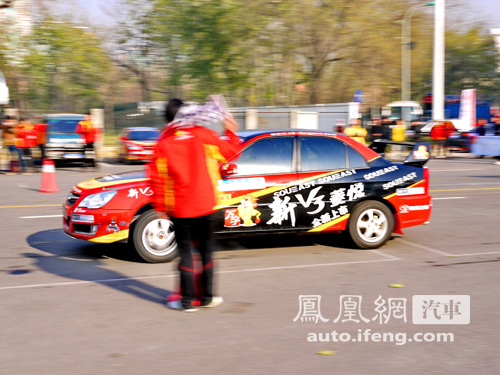 东南汽车V3菱悦拉力梦工厂北京站海选报道 