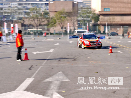 东南汽车V3菱悦拉力梦工厂北京站海选报道 