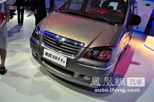 风行2011款菱智广州车展上市 售价9.89-16.48万