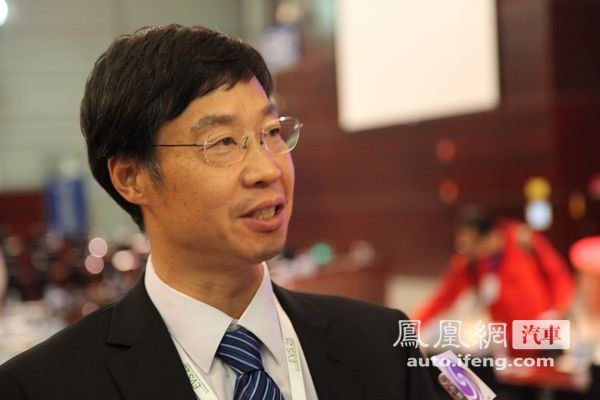 凤凰网汽车:请您给我介绍一下您的lto是什么原理?在电池里起高清图片