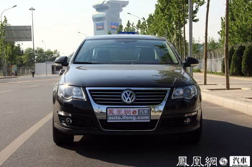 如虎添翼 试驾全新迈腾2.0TSI DSG(组图)(2)