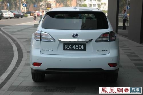 文武双壁 凤凰试驾全新雷克萨斯RX350/RX450h(2)