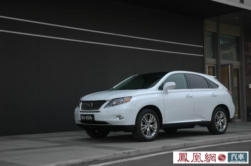 文武双壁 凤凰试驾全新雷克萨斯RX350/RX450h(2)