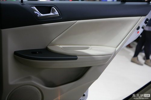 比亚迪G6亮相广州车展 明年上市预售10-15万元(2)