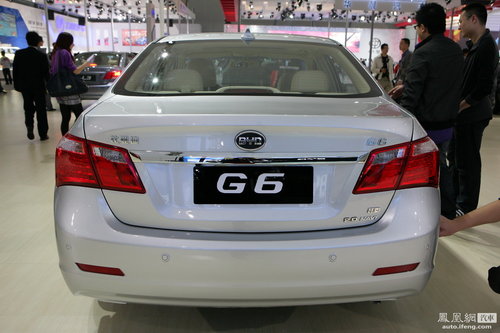 比亚迪G6亮相广州车展 明年上市预售10-15万元(2)