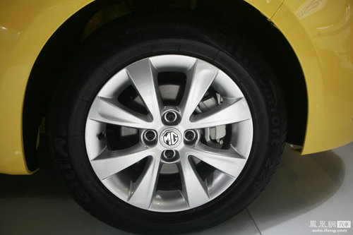 上汽全新MG3现身广州车展 明年4月份公布价格