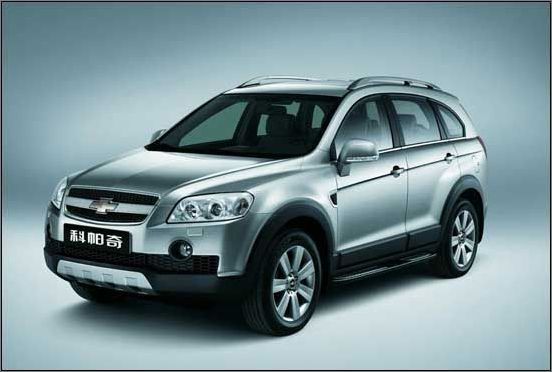 为运动型多功能轿车suv.切诺基取消了车体梯形底盘大梁结构,高清图片