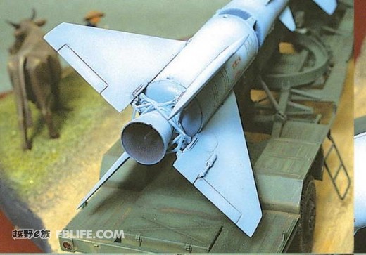 解放ca30型对空导弹拖挂车1:35情景模型(2)