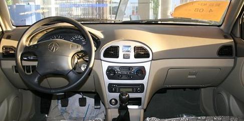 而这些都是老夏利车上有