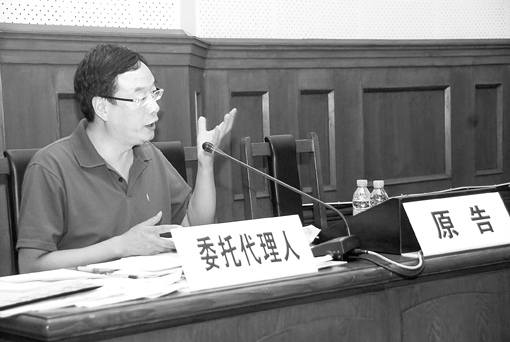 谢晋名誉权案在沪公开审理 原告提出包括精神