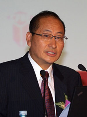 图文:中国工商银行副行长牛锡明演讲
