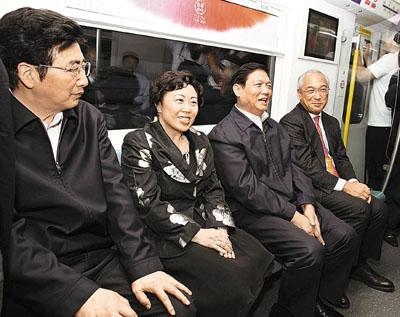北京地铁4号线将由香港地铁公司运营30年 票价