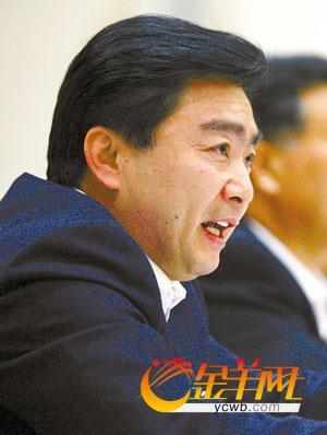 深圳市代市长王荣谈热点话题 称有办法调控房价