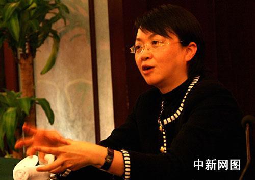 扬州市委书记王燕文:调整结构 创新发展