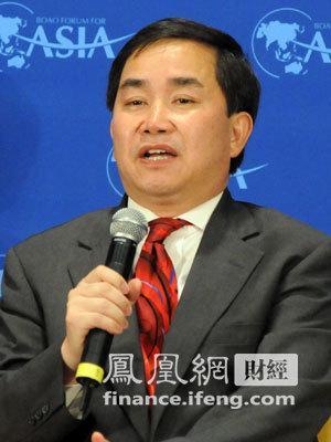 陈志武:社会保障税不应推出 这样收税没道理