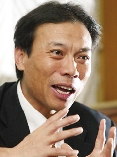 学历造假门之后 重温唐骏职场生存法则