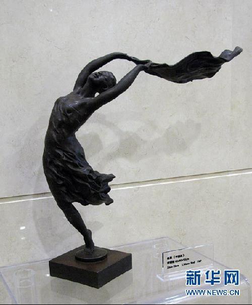 实拍2010夏季达沃斯中国艺术展（组图）(12)