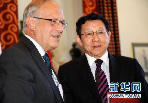 中国与瑞士自由贸易区谈判28日在达沃斯正式启动
