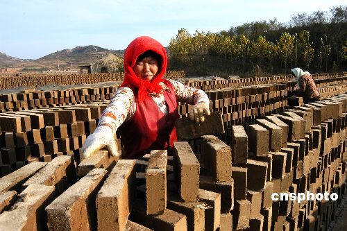 告别“秦砖汉瓦” 过半城市建筑用新型墙体材料