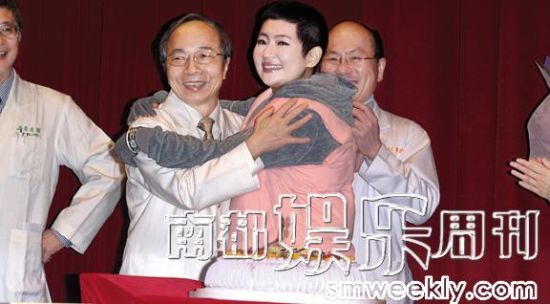 张承中婚后受访:烧伤令我和Selina结婚变大事