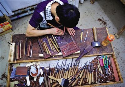 红酸枝传世家具 未来最具升值潜力(图)-图片版权归原作者所有