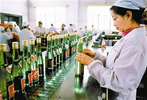 “假销售”制造繁荣泡沫 陕西西凤酒4.2亿巨亏调查