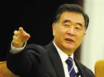 胡春华主政广东:曾吟打油诗要官员关注收入差