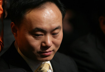 施正荣声明称:董事会非法废除其董事长职务